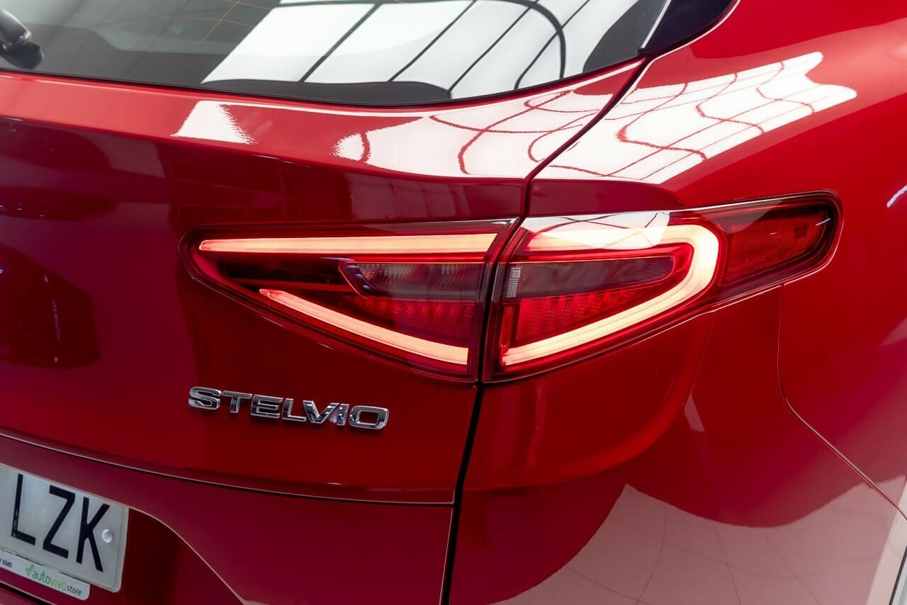 Alfa Romeo Stelvio TI 2.2 D TURBO 210 CV AUTO 4WD 5P - Foto 2