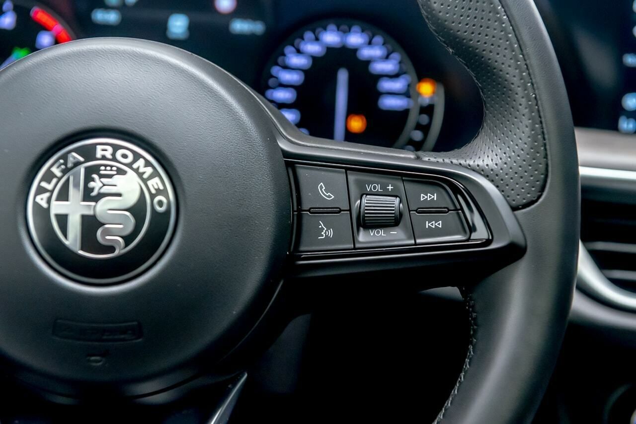 Alfa Romeo Stelvio TI 2.2 D TURBO 210 CV AUTO 4WD 5P - Foto 2