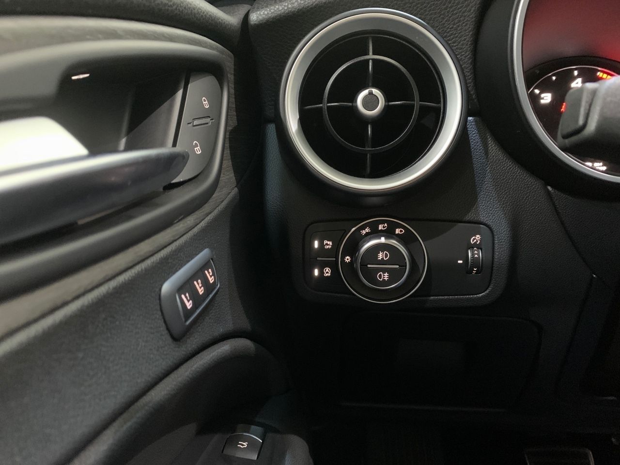 Alfa Romeo Stelvio TI 2.2 D TURBO 210 CV AUTO 4WD 5P - Foto 2