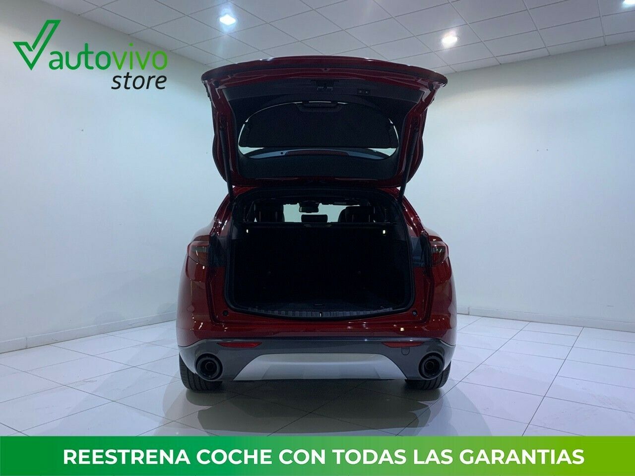Alfa Romeo Stelvio TI 2.2 D TURBO 210 CV AUTO 4WD 5P - Foto 2