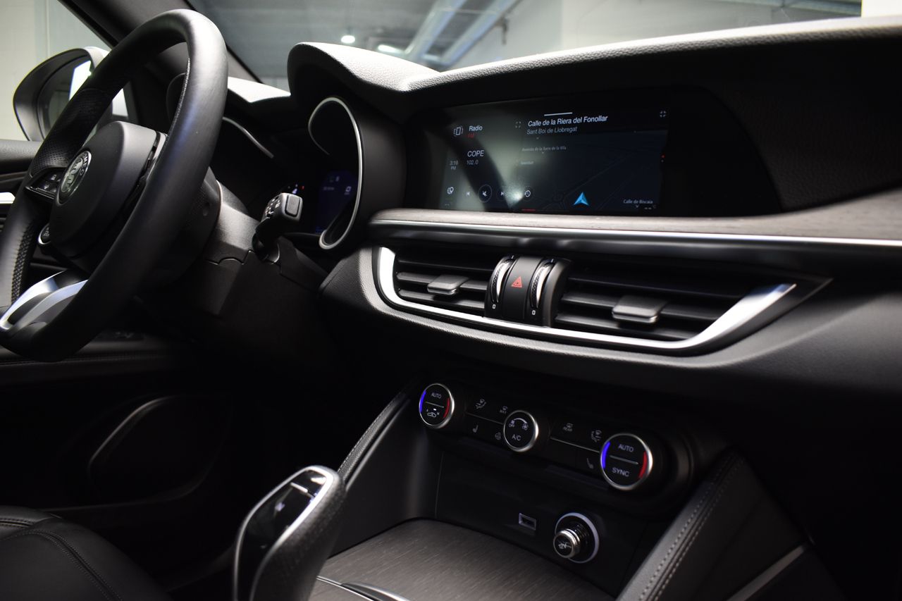 Alfa Romeo Stelvio VELOCE 2.1 TD TURBO 210 CV AUTO 4WD 5P - Foto 2