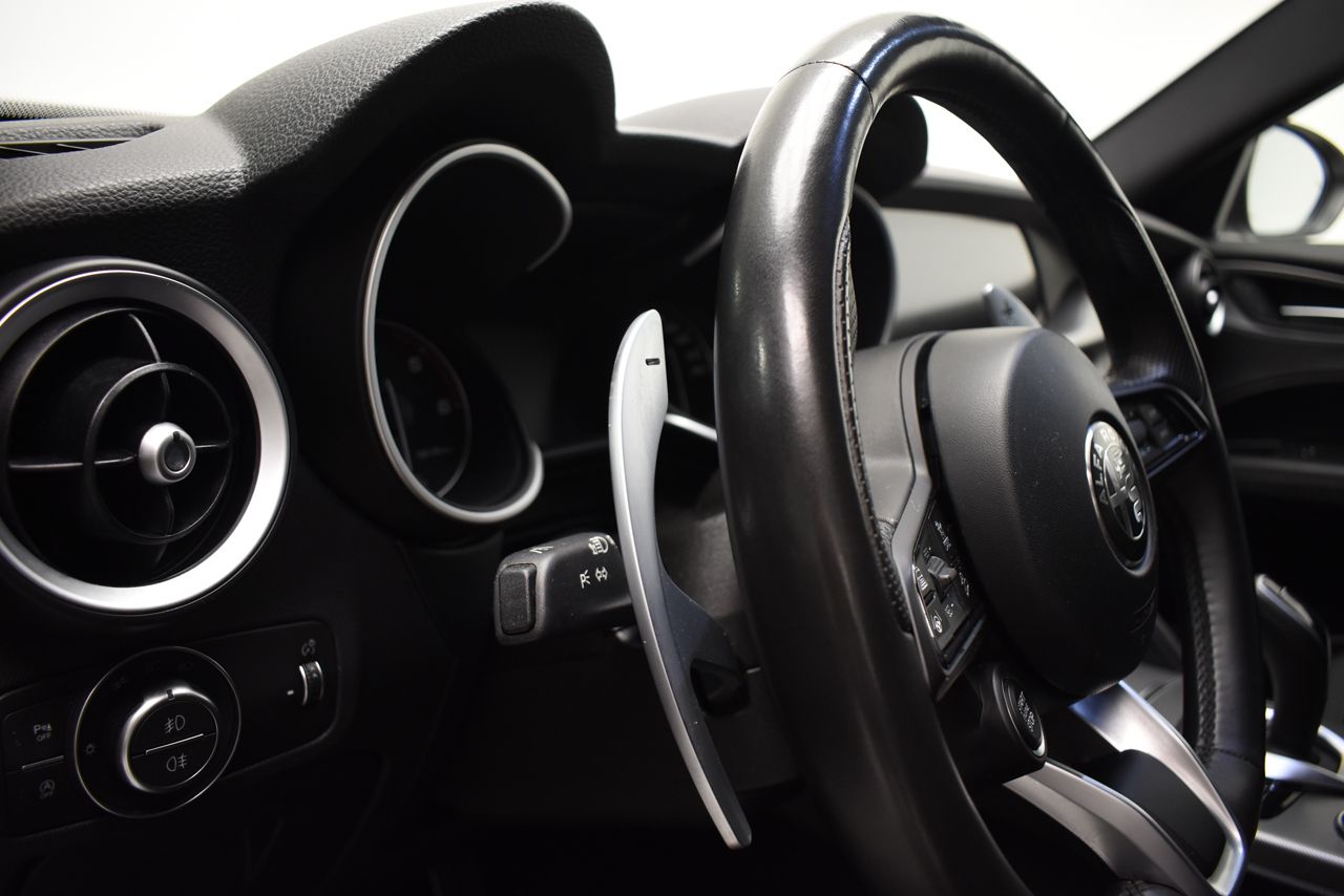 Alfa Romeo Stelvio VELOCE 2.1 TD TURBO 210 CV AUTO 4WD 5P - Foto 2