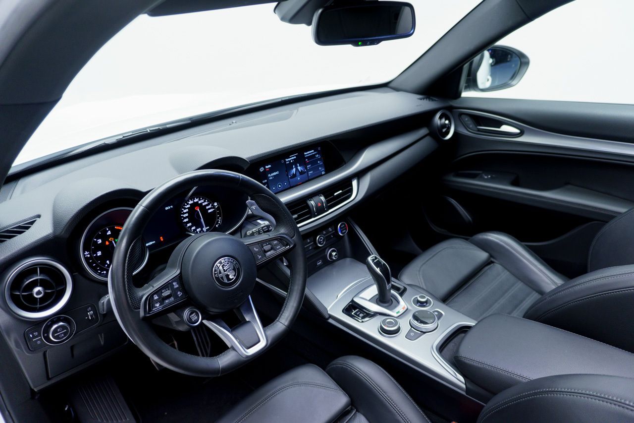 Alfa Romeo Stelvio VELOCE Q4 2.2 TD TURBO 210 CV AUTO 4WD 5P - Foto 2