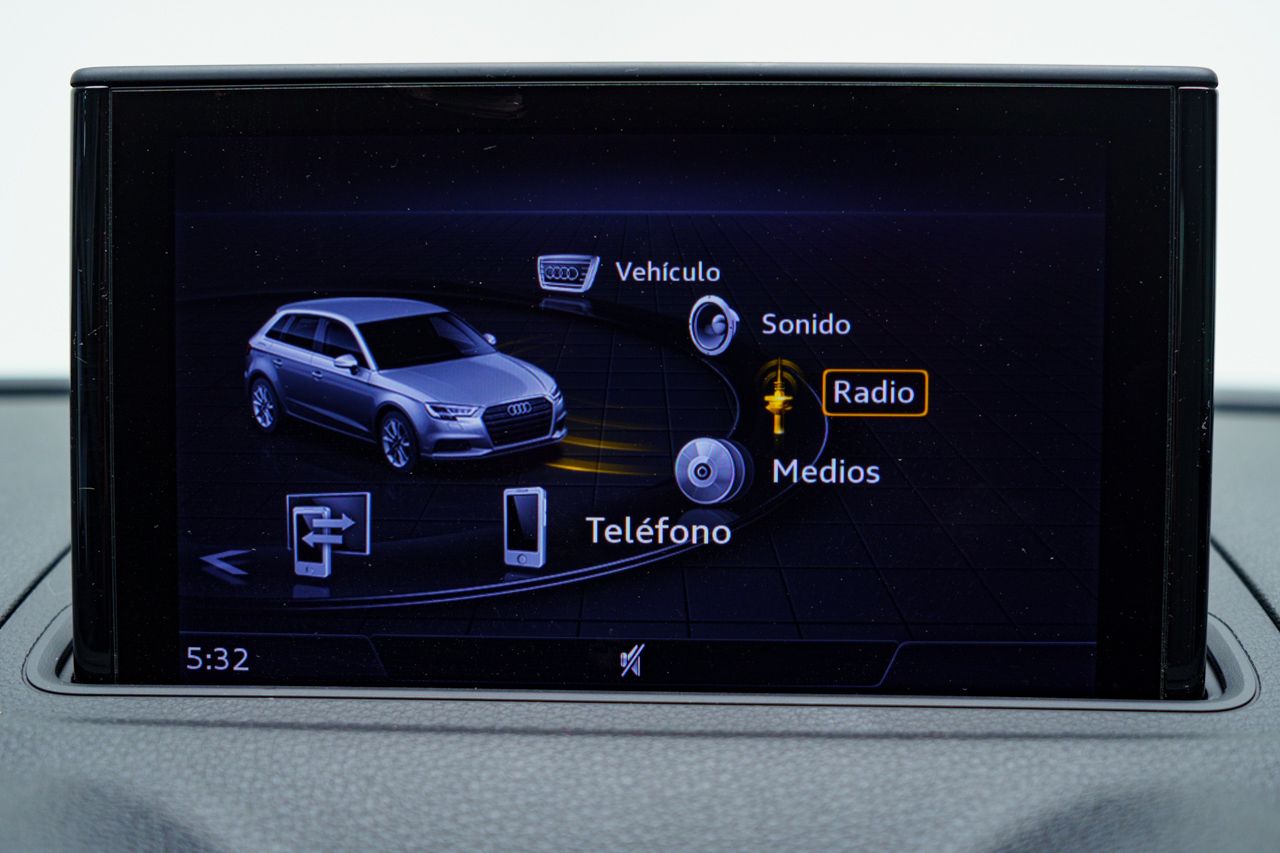 Audi A3 Design 35 TFSI 110kW S tronic Sportback 150 CV AUTO - Foto 2