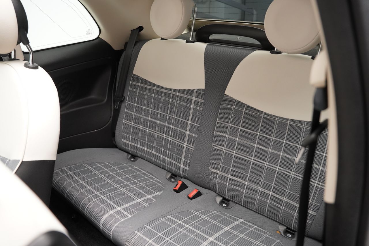 Fiat 500 CABRIO LOUNGE 1.2 69 CV 2P - Foto 2