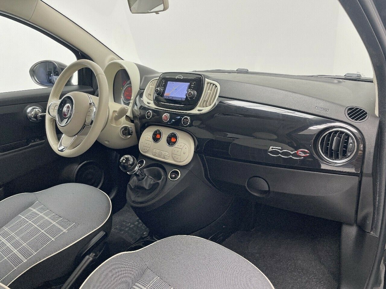 Fiat 500 CABRIO LOUNGE 1.2 69 CV 2P - Foto 2