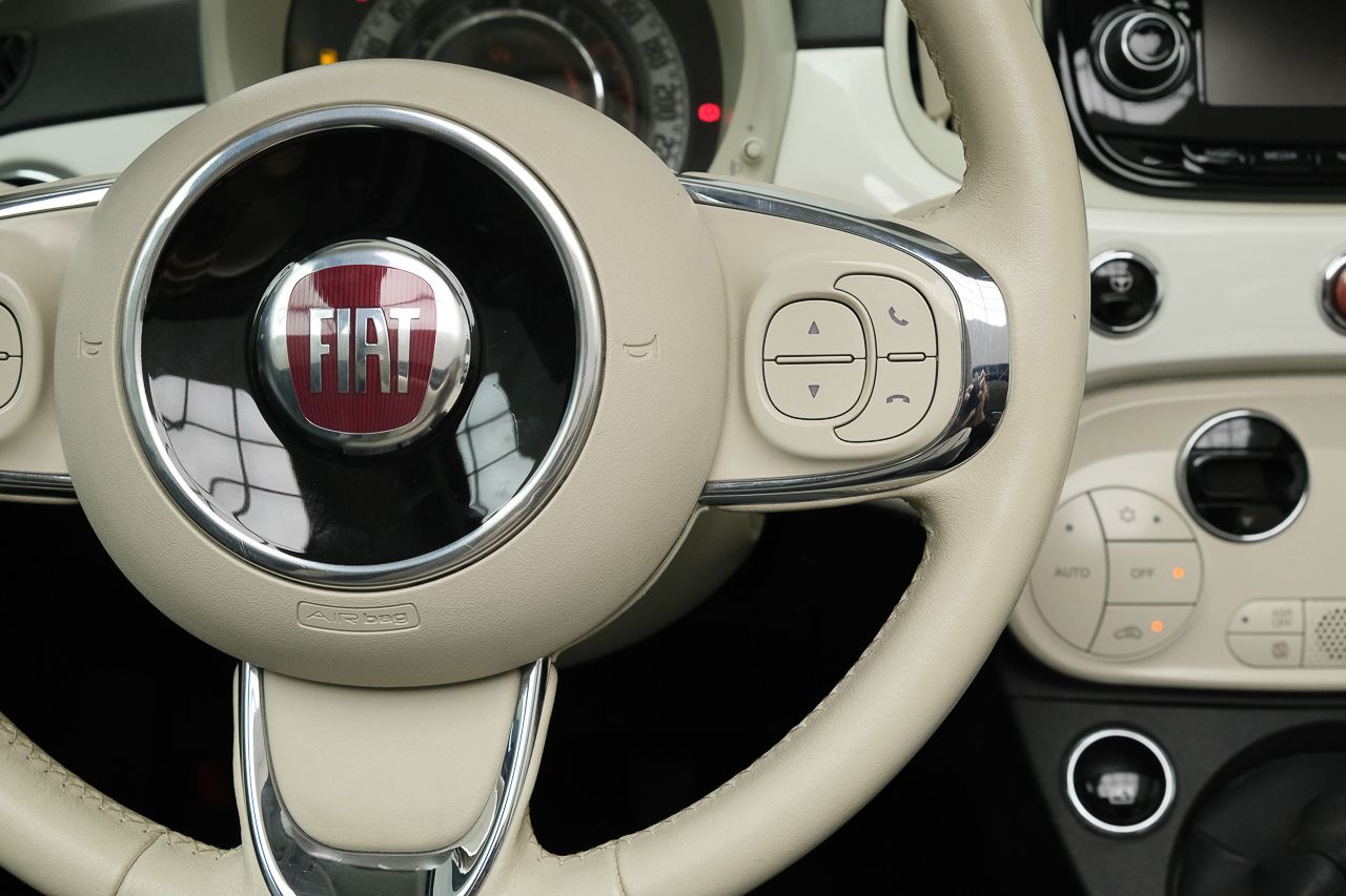 Fiat 500 CABRIO LOUNGE 1.2 69 CV 2P - Foto 2