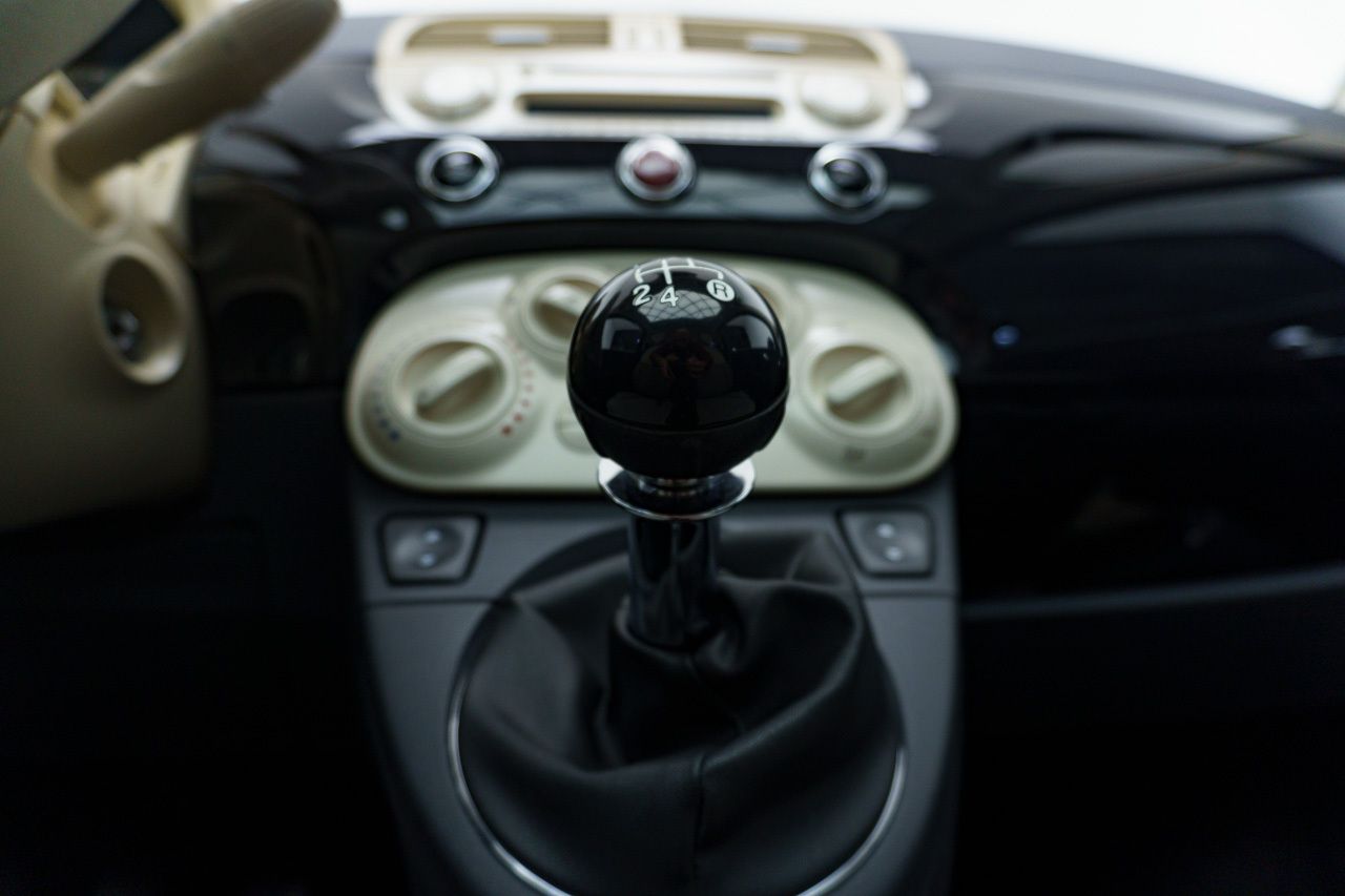 Fiat 500 CABRIO LOUNGE 1.2 69 CV 2P - Foto 2