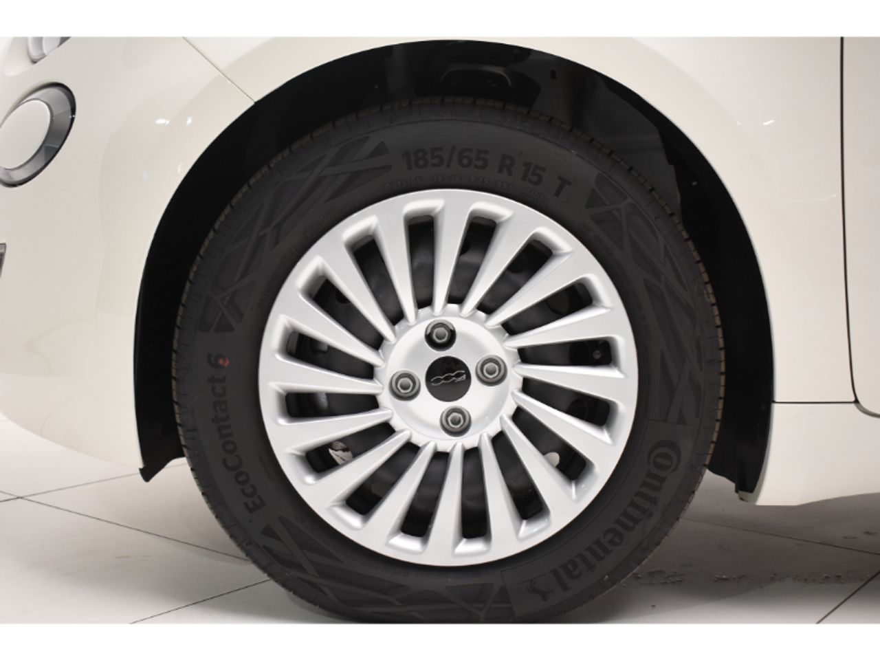 Fiat 500 RED BEV 42KWH 118 CV 3P - Foto 2