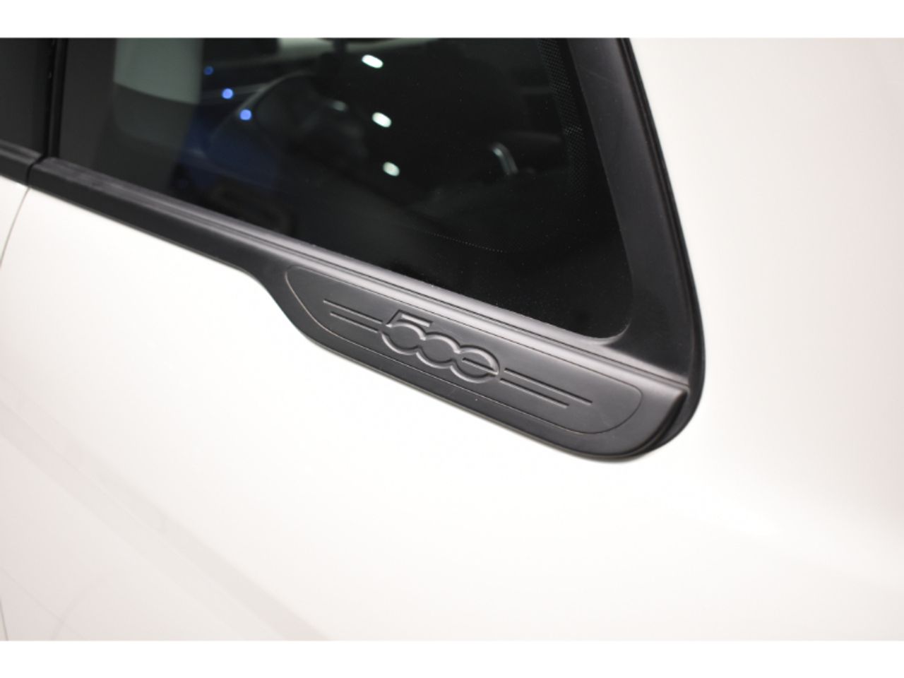 Fiat 500 RED BEV 42KWH 118 CV 3P - Foto 2
