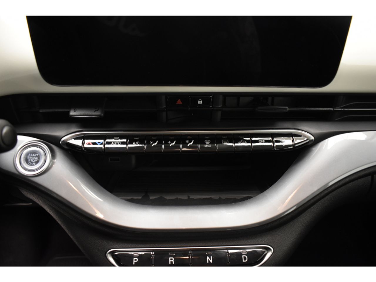 Fiat 500 RED BEV 42KWH 118 CV 3P - Foto 2