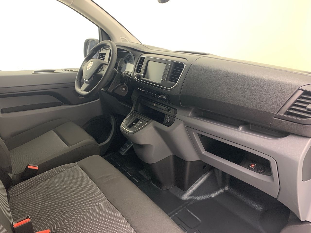 Fiat Scudo SCUDO L2 BASE BEV 75 KWH 136 CV 4P - Foto 2