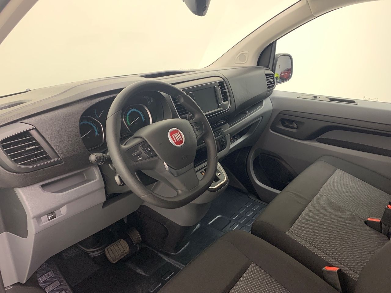 Fiat Scudo SCUDO L2 BASE BEV 75 KWH 136 CV 4P - Foto 2