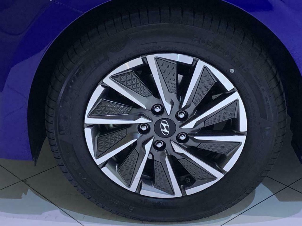 Hyundai IONIQ KLASS BEV 38KWH 136 CV 5P - Foto 2