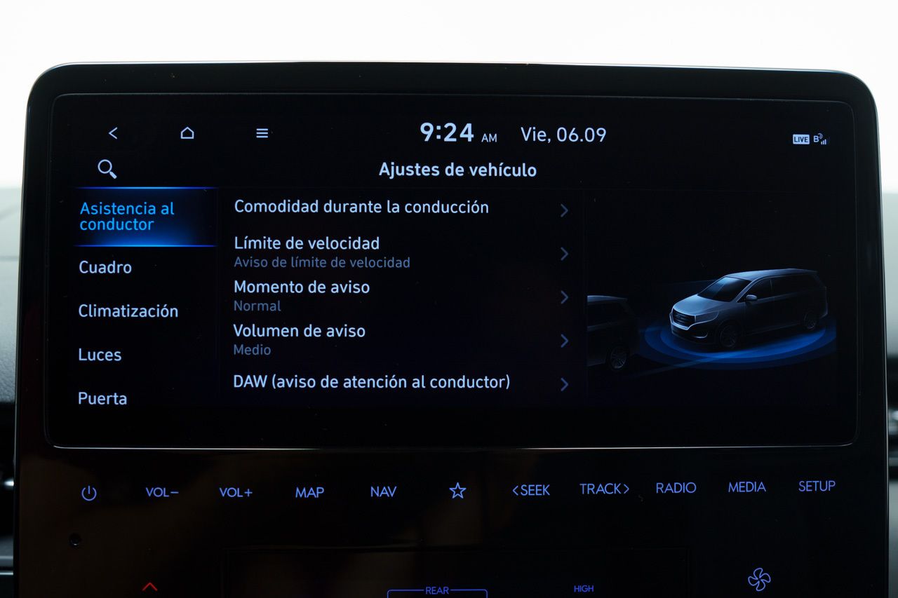 Hyundai Staria TECNO 2.2 CRDI 177 CV 5P 9P - Foto 2