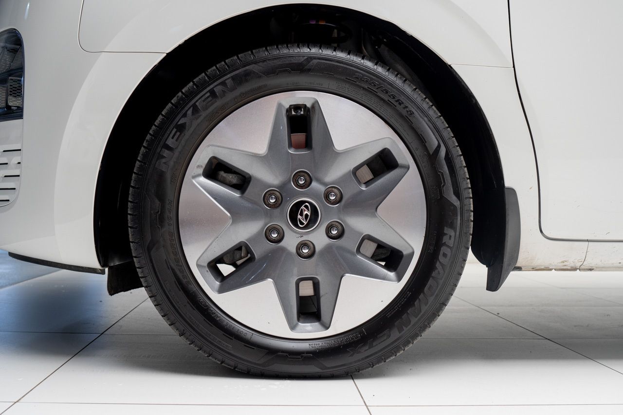 Hyundai Staria TECNO 2.2 CRDI 177 CV 5P 9P - Foto 2