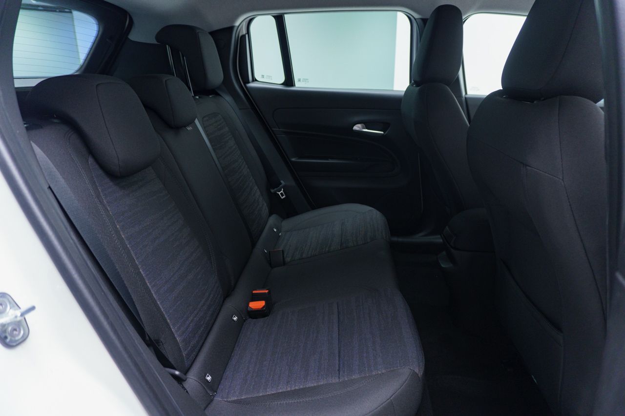 Jeep Avenger LONGITUDE BEV 54KWH 156 CV 5P - Foto 2