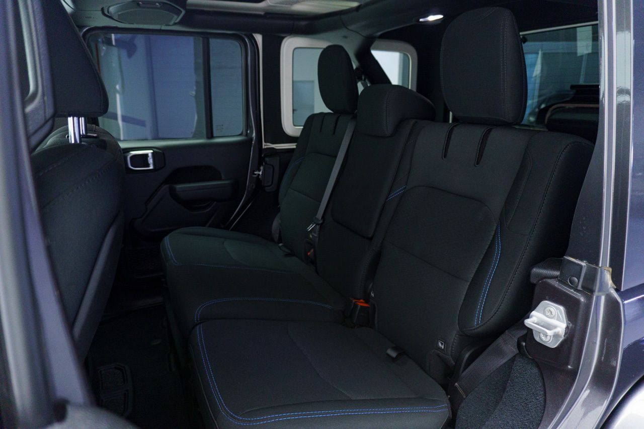 Jeep Wrangler RUBICON UNLIMITED 2.0 PHEV 381 CV AUTO 5P - Foto 2