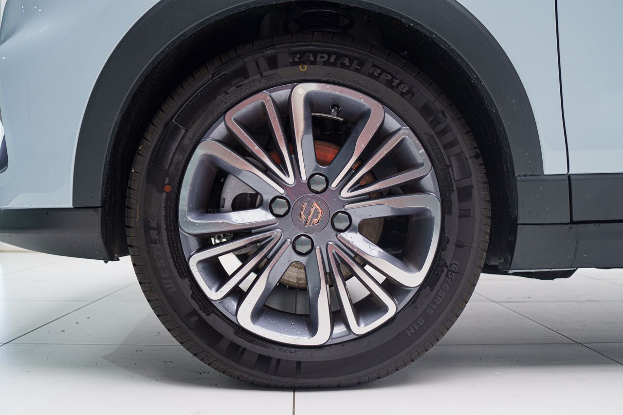 Leapmotor T03 DESIGN BEV 37.3KWH 95CV 5P - Foto 2