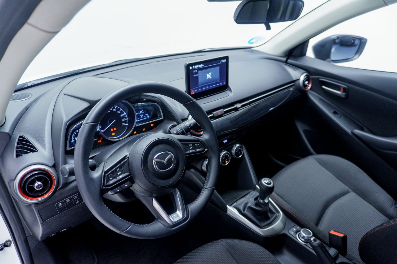 Mazda 2 HOMURA 1.5 E-SKYACTIV-G 90 CV 5P - Foto 2