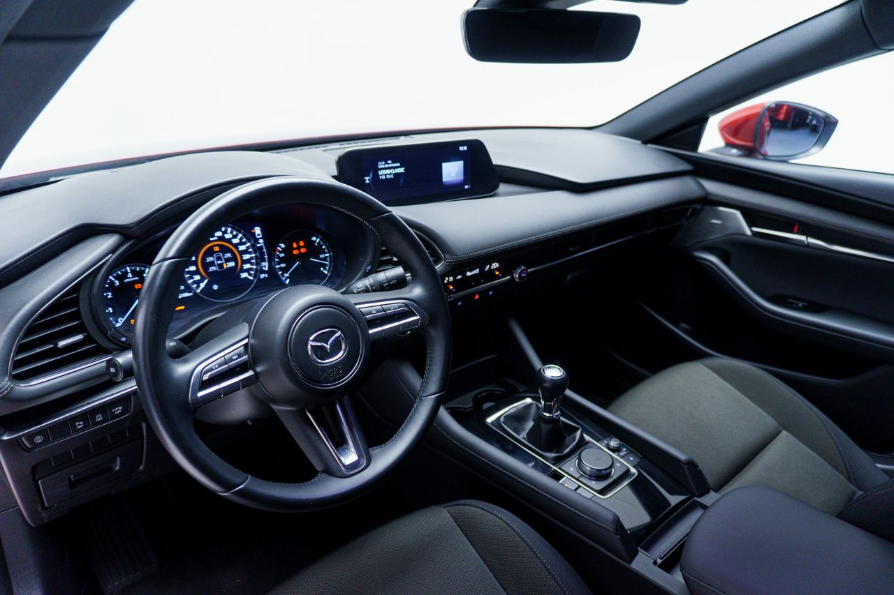 Mazda 3 EXCLUSIV-LINE PLUS 2.0 E-SKYACTIV-G 122 CV AUTO 5P - Foto 2