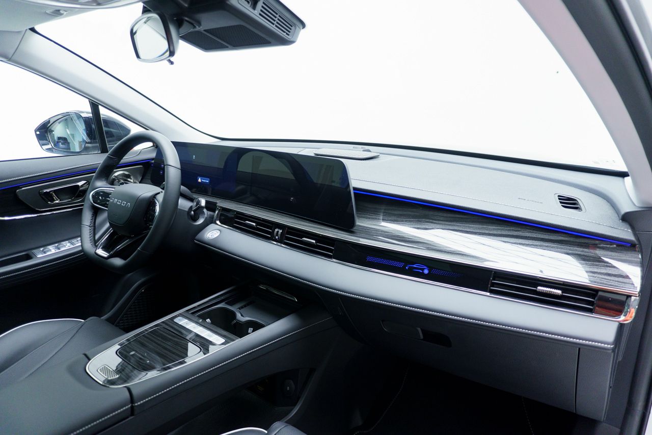 Omoda 5 PREMIUM 1.6 T-GDI 108KW DCT 147CV 5P - Foto 2