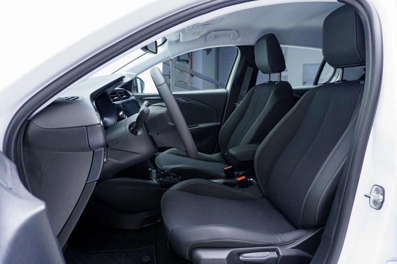 Opel Corsa ELEGANCE-E BEV 50KWH 136 CV 5P - Foto 2