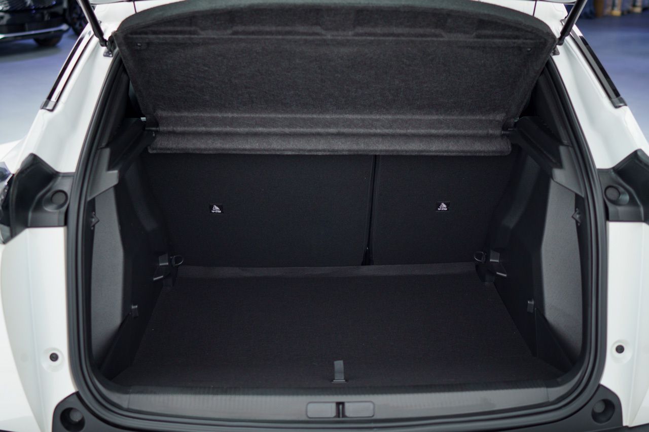 Peugeot 2008 ACTIVE PACK BEV 100KW 136 CV 5P - Foto 2