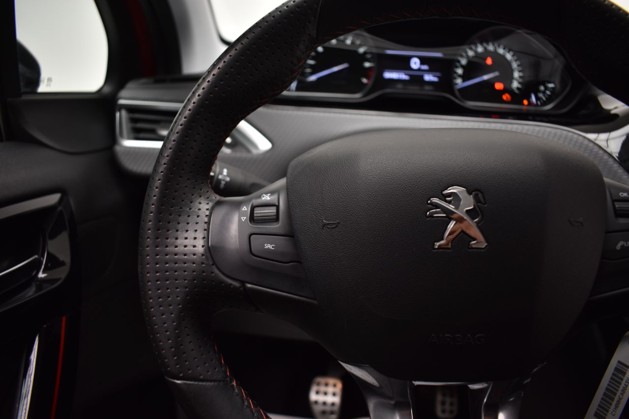 Peugeot 208 GT LINE 1.2 PURETECH 100 CV 5P - Foto 2