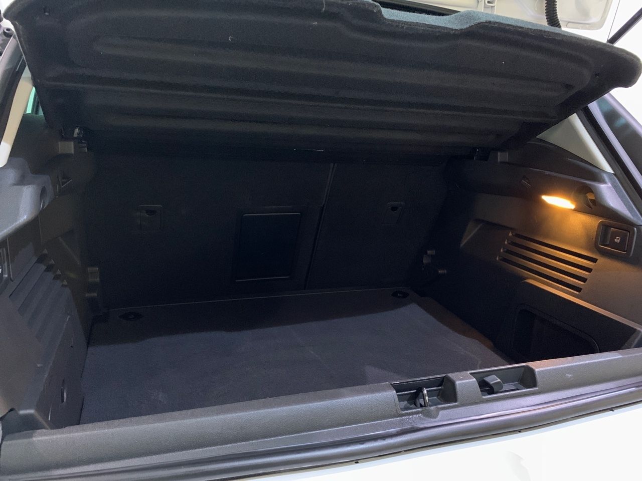 Peugeot 3008 STYLE 1.2 PURETECH 130 CV 5P - Foto 2