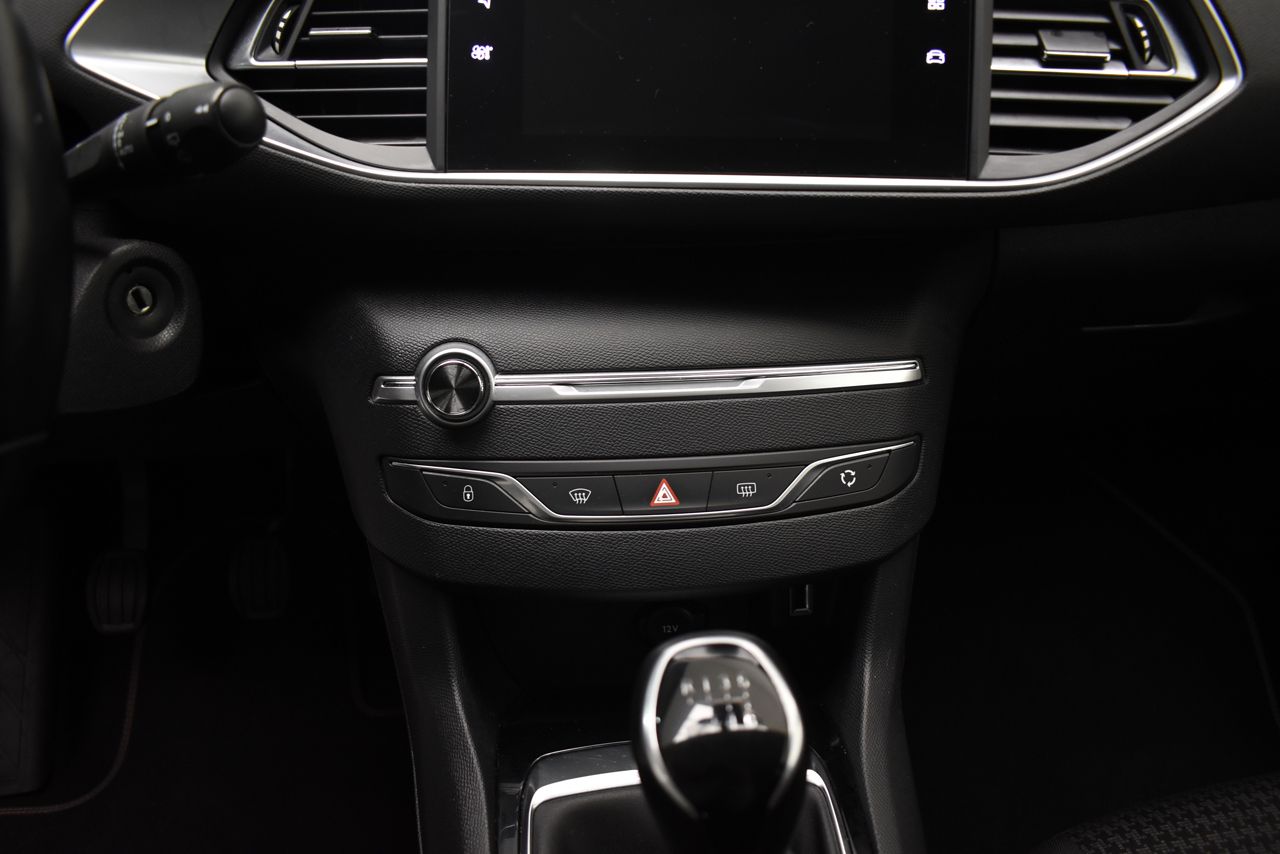 Peugeot 308 SW STYLE 1.2 PURETECH 110 CV 5P - Foto 2