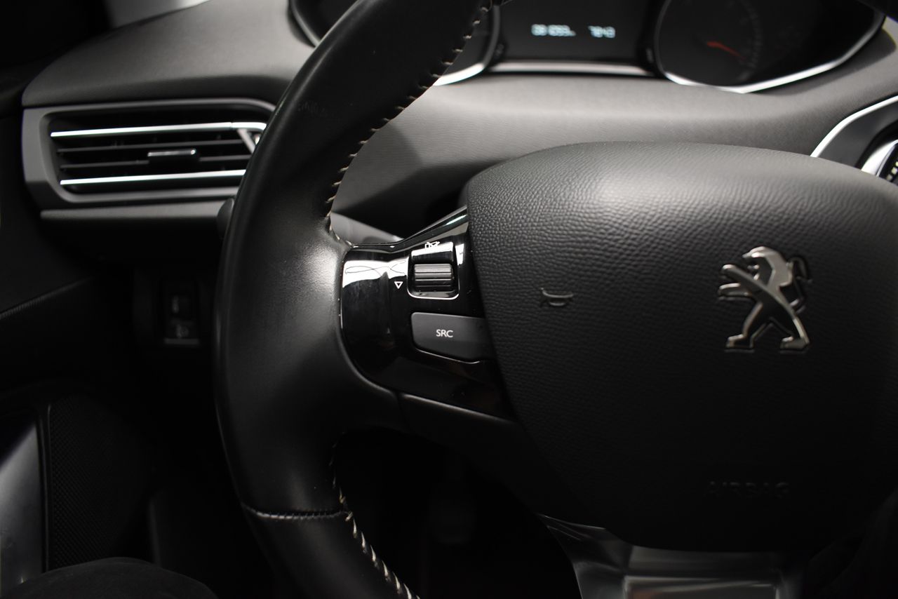 Peugeot 308 SW STYLE 1.2 PURETECH 110 CV 5P - Foto 2