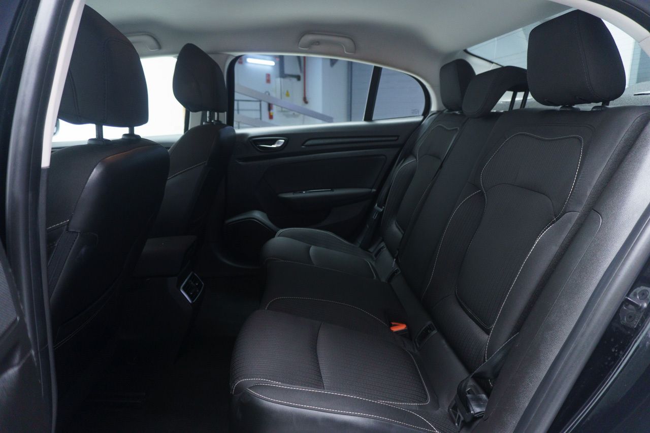Renault Megane SEDAN BUSINESS 1.5 BLUE DCI 95 CV 5P - Foto 2