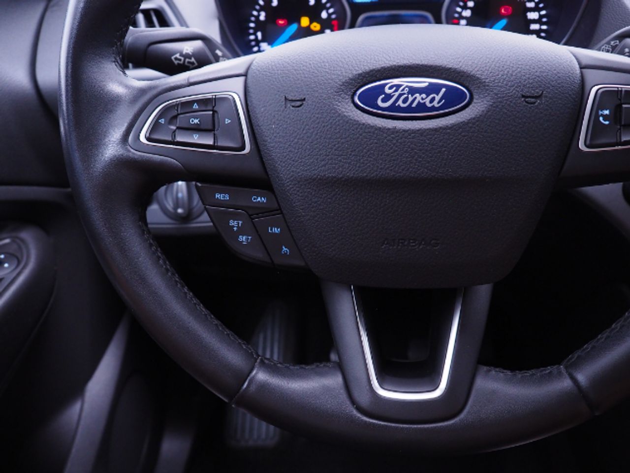 Ford Kuga TREND 1.5 ECOBOOST 120 CV 2WD 5P - Foto 2