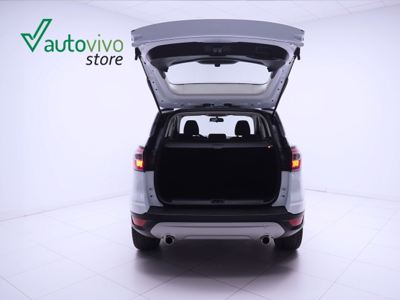 Ford Kuga TREND 1.5 ECOBOOST 120 CV 2WD 5P - Foto 2