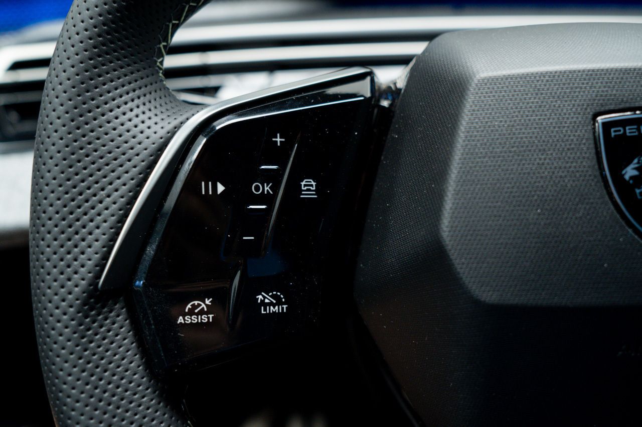 Peugeot 3008 GT BEV 73KWH 157KW 214 CV 5P - Foto 2