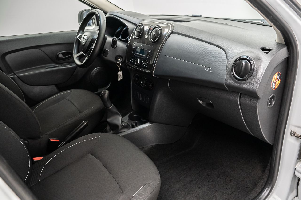 Dacia Logan AMBIANCE 1.0 SCE 73 CV 4P - Foto 2