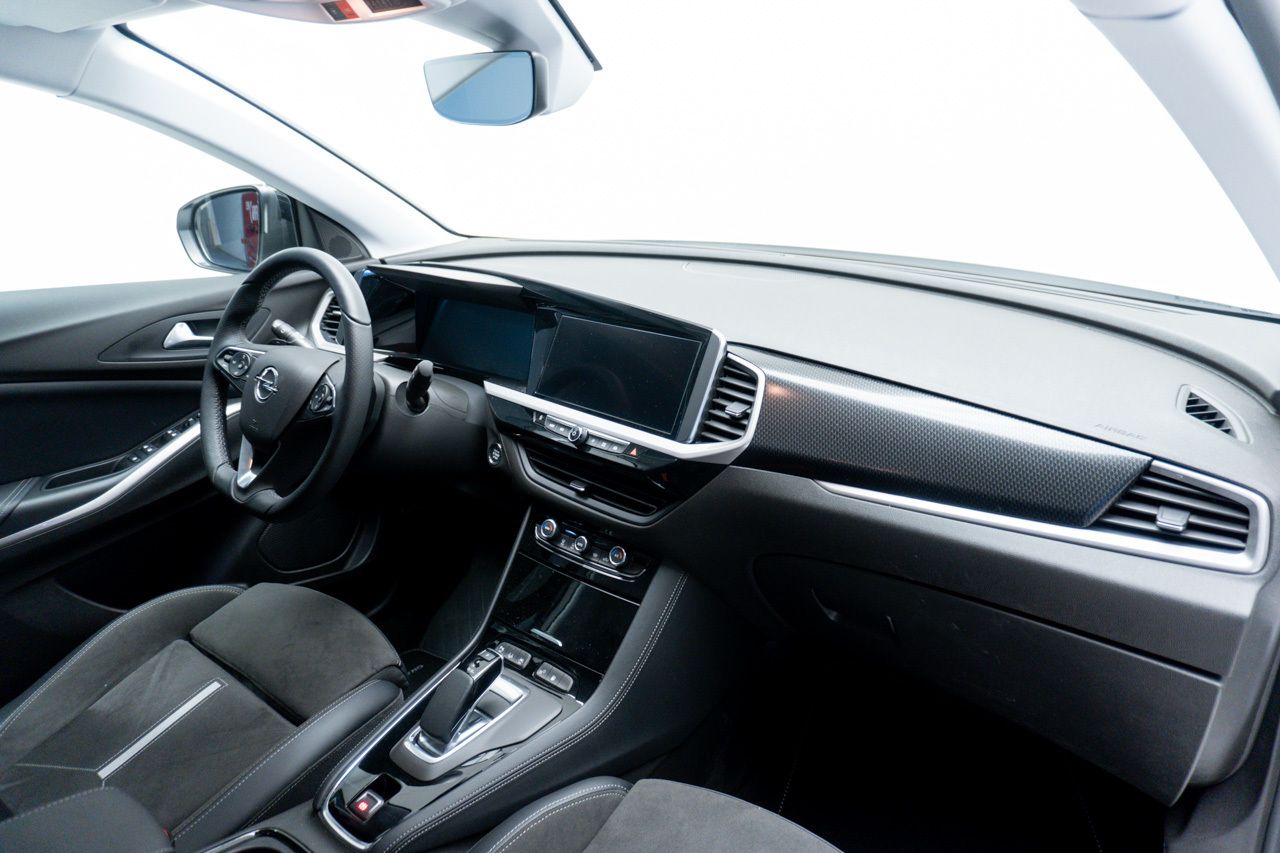 Opel Grandland -E GSE 1.6 TURBO PHEV 300 CV AUTO 5P - Foto 2
