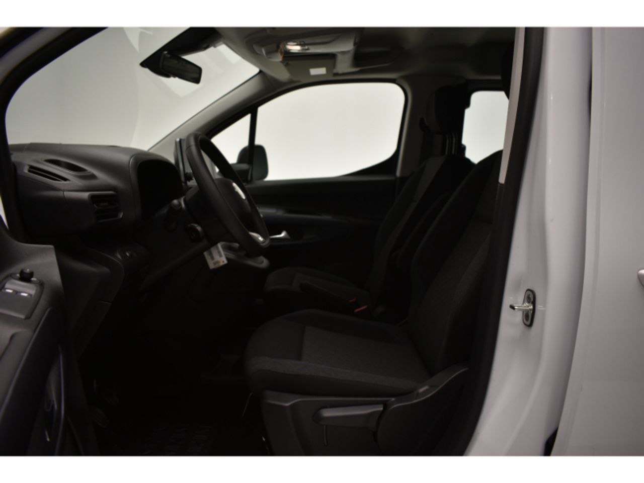 Fiat Doblò COMBI L2 H1 1.5 BLUEHDI 100 CV 5P - Foto 2
