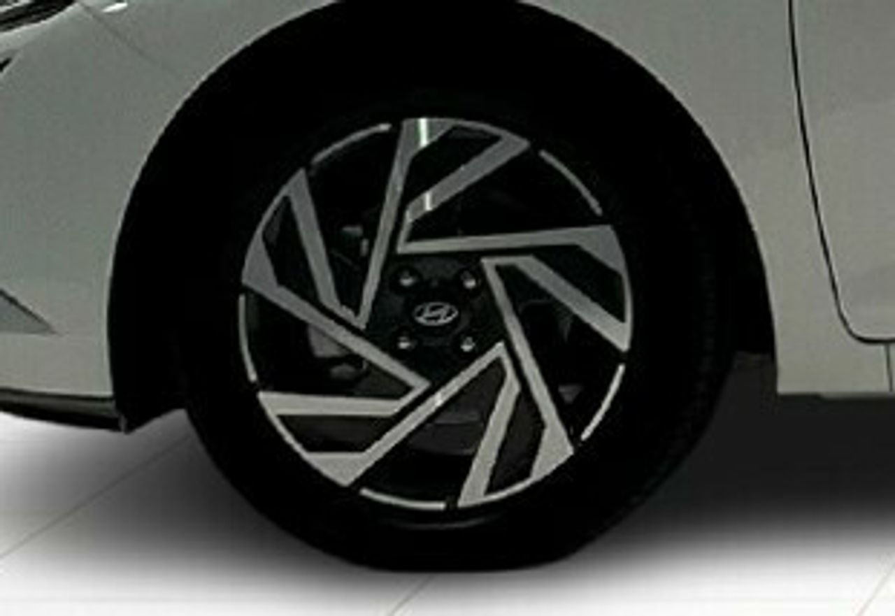 Hyundai i20 KLASS 1.0 TGDI 100 CV 5P - Foto 2