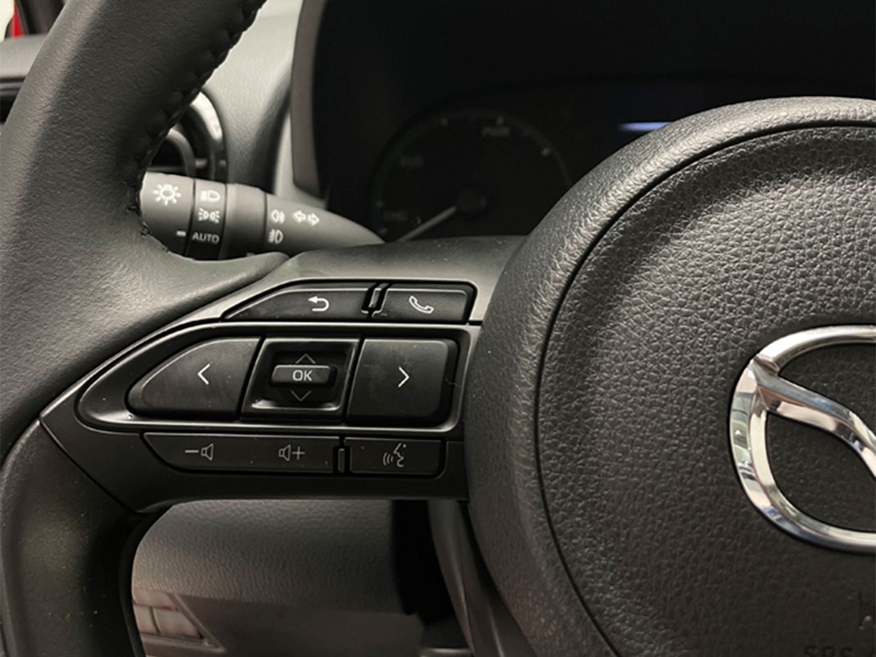 Mazda 2 AGILE 1.5 HEV CVT 116 CV 5P - Foto 2