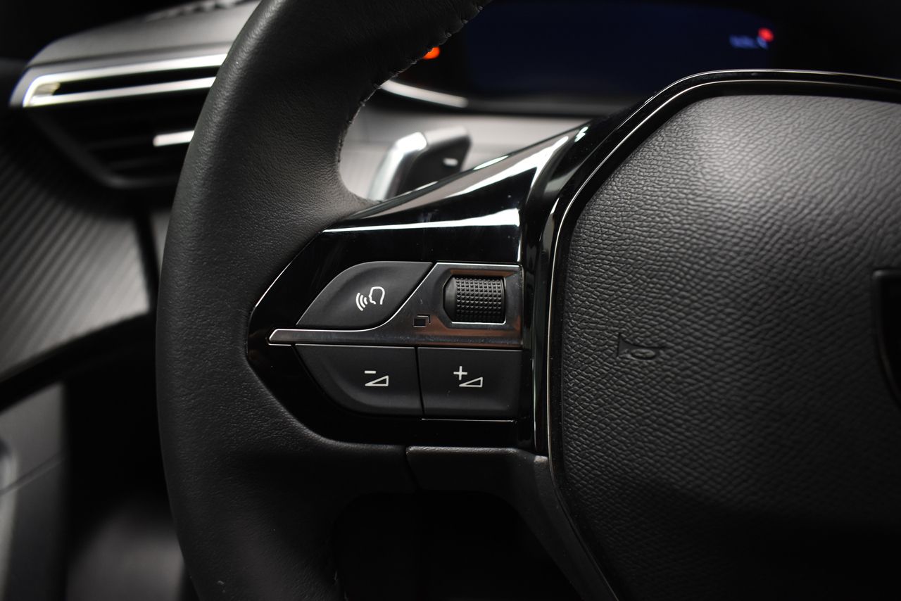 Peugeot 2008 ALLURE 1.2 PURETECH 130 CV AUTO 5P - Foto 2