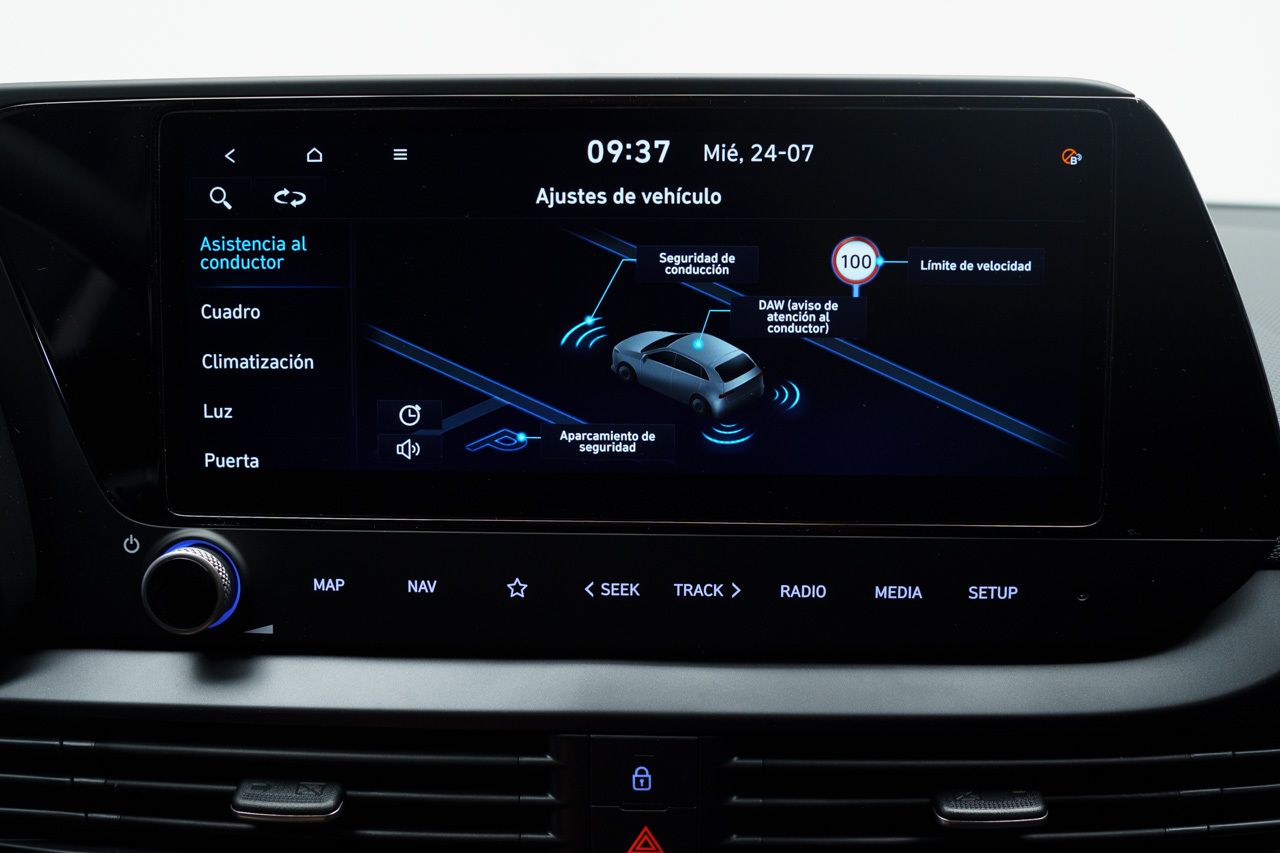 Hyundai Bayon MAXX 1.0 TGDI MHEV 100 CV 5P - Foto 2
