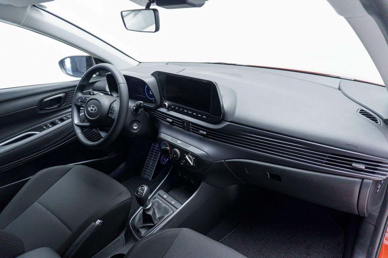 Hyundai Bayon MAXX 1.0 TGDI MHEV 100 CV 5P - Foto 2