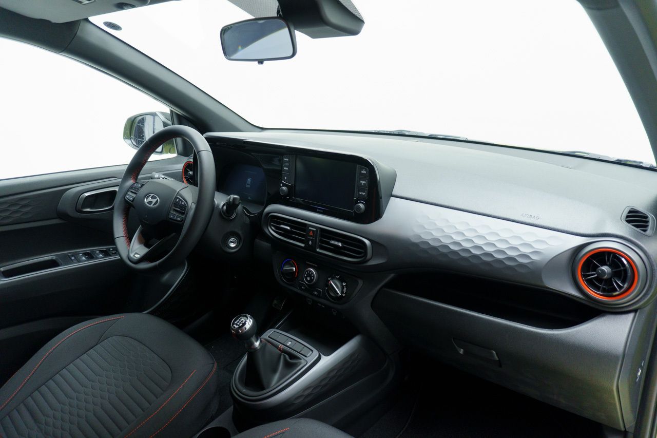Hyundai i10 N LINE 1.2 84 CV 5P - Foto 2