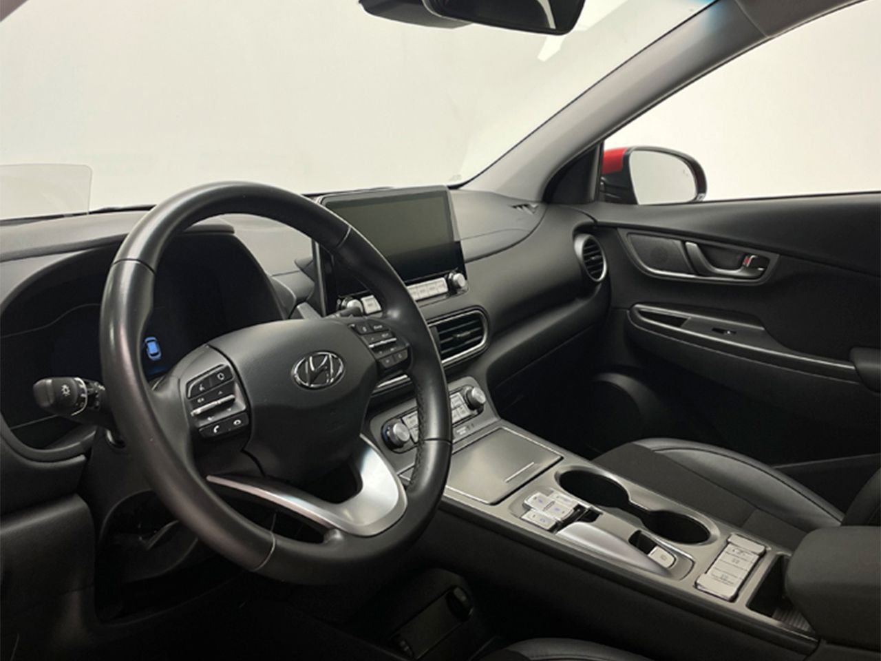 Hyundai Kona EV TECNO 150KW 7.2KW 204 CV 5P - Foto 2