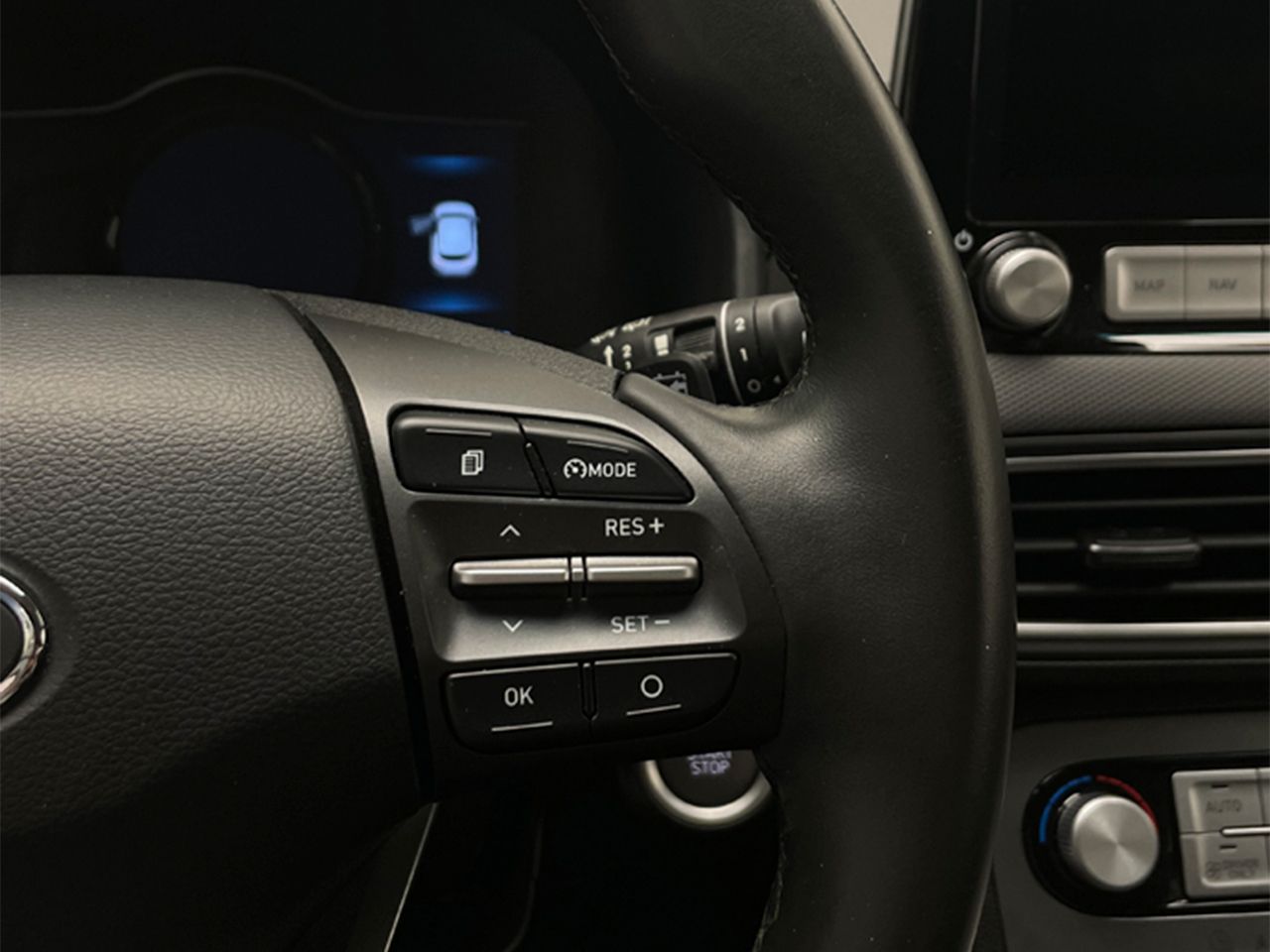 Hyundai Kona EV TECNO 150KW 7.2KW 204 CV 5P - Foto 2