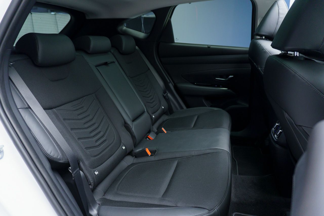 Hyundai Tucson TECNO SKY 1.6T HEV 215 CV AUTO 5P - Foto 2