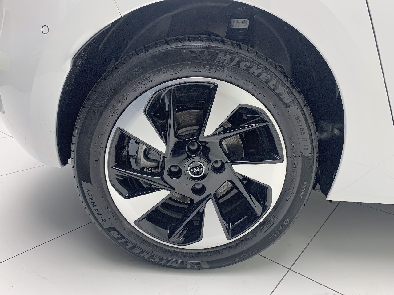 Opel Corsa -E GS-LINE BEV 50KWH 136 CV 5P - Foto 2