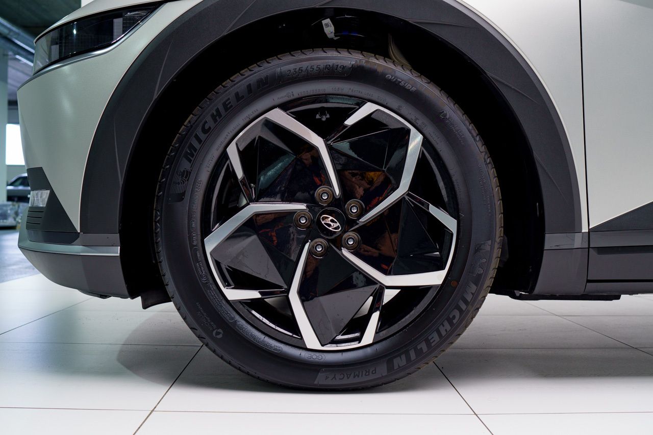 Hyundai IONIQ 5 BEV 77KWH 168KW STAR RWD 229 CV 5P - Foto 2